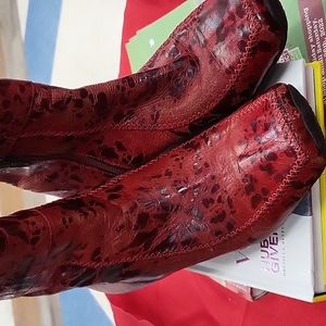 San Blass Leather Booties